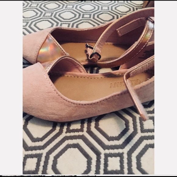 Toddler shoes - Picture 2 of 2